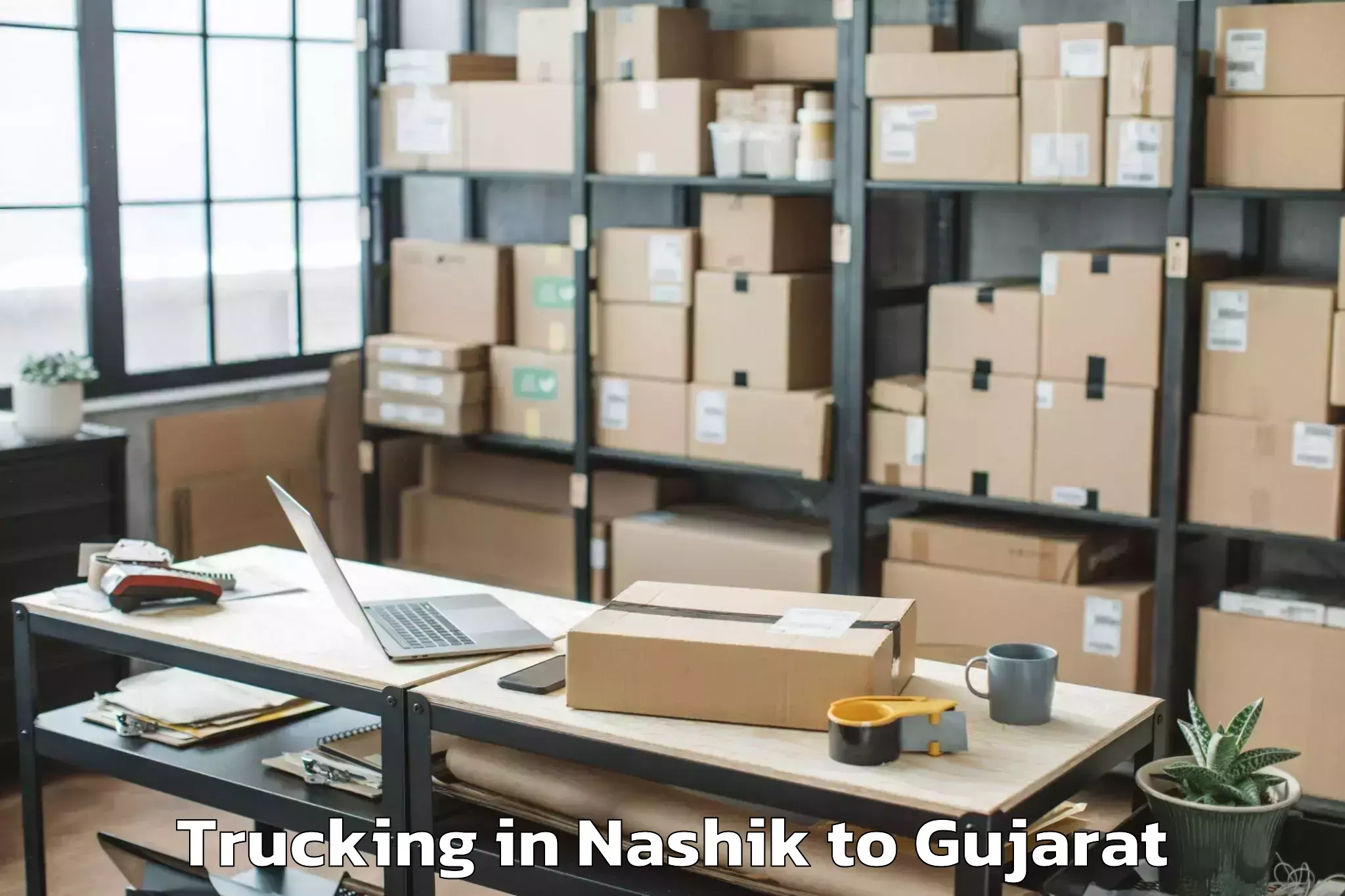 Book Nashik to Jamkandorna Trucking Online